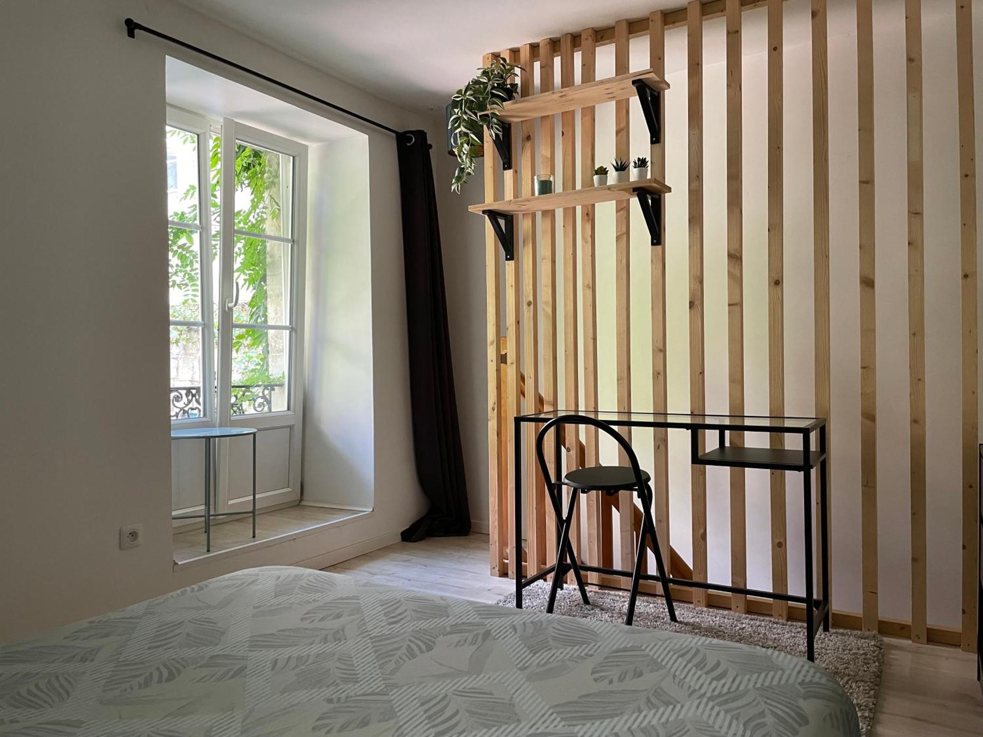 Besancon: Charmant Duplex Au Pied De La Citadelle Exterior photo